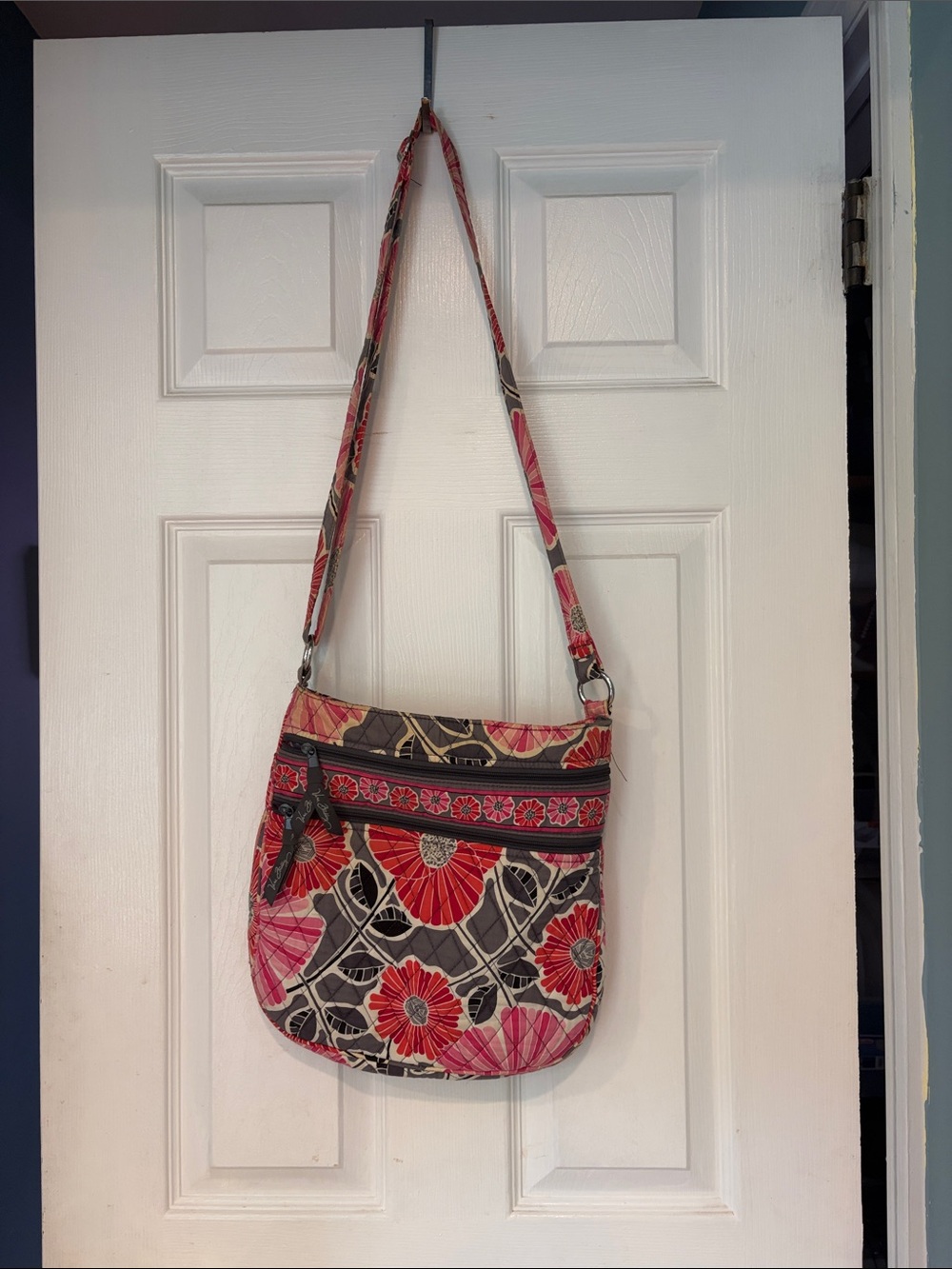 Floral Crossbody Shoulder Bag in Pink and Red